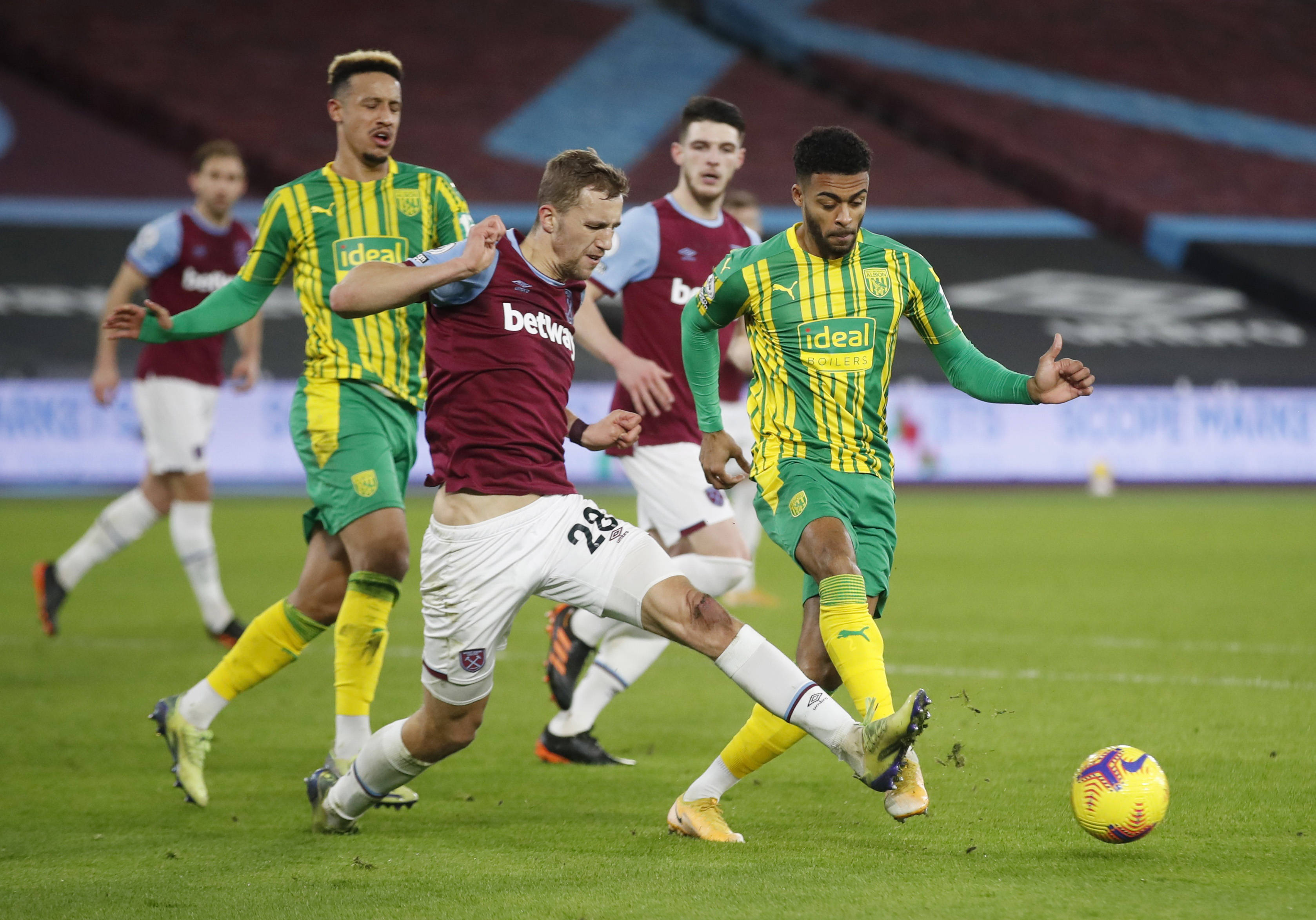 还以优异的 还以优异的